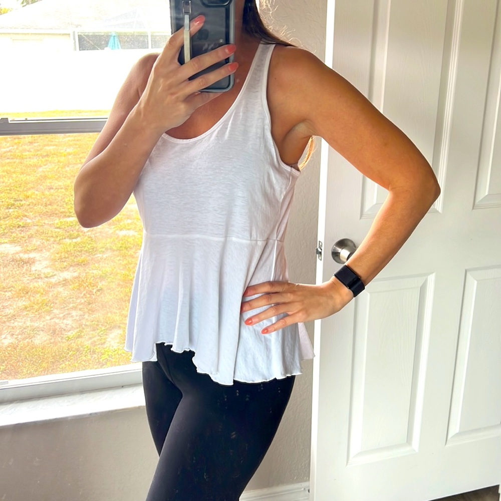 New Mudd White Tank Top XL